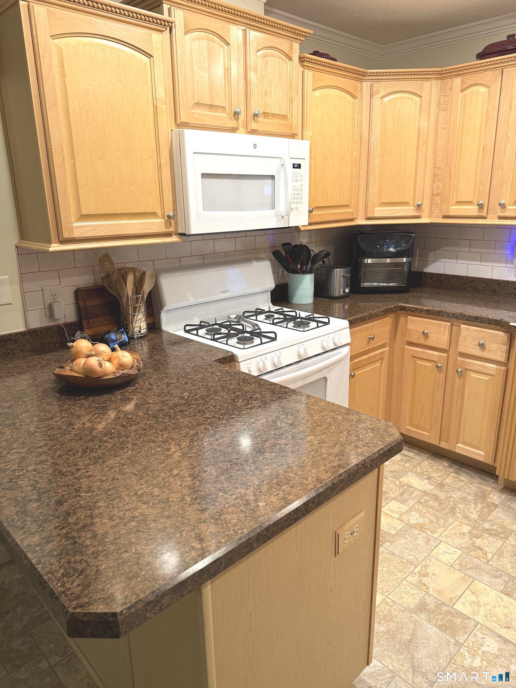 20 Oak Road Southington CT 06489