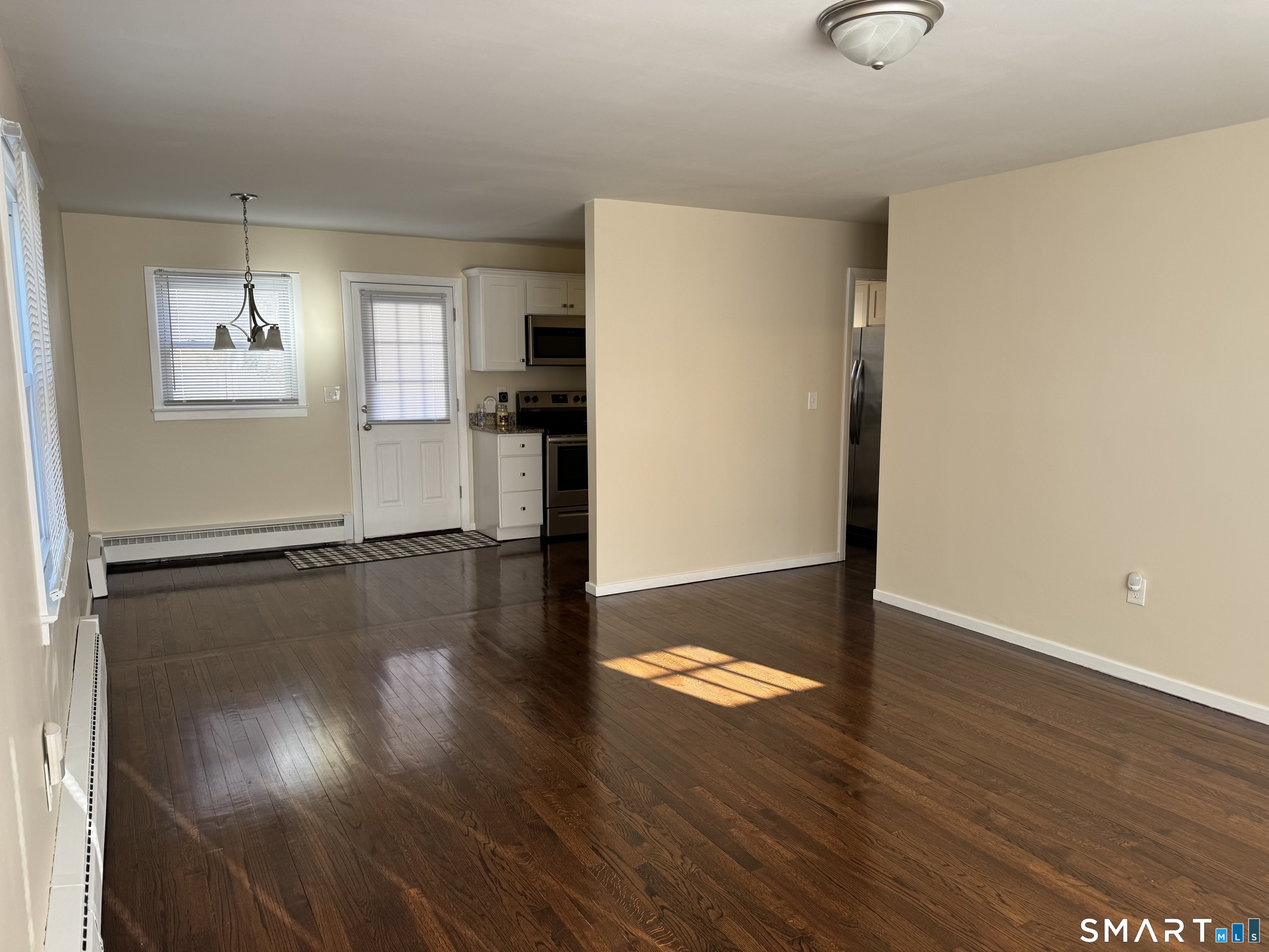 38 Greenhurst Lane East Hartford CT 06118