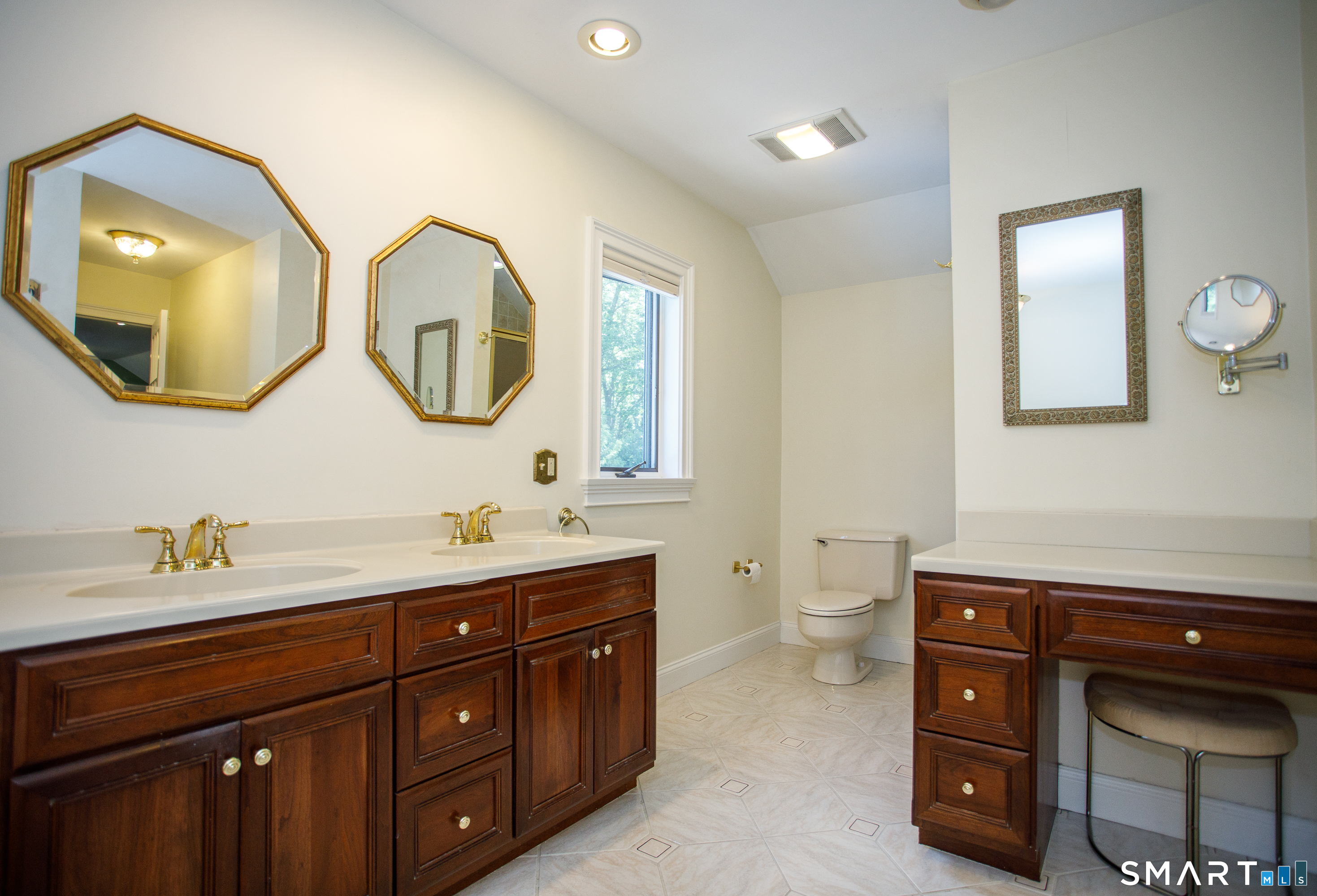 25 Stony Ridge Road Norwich CT 06360