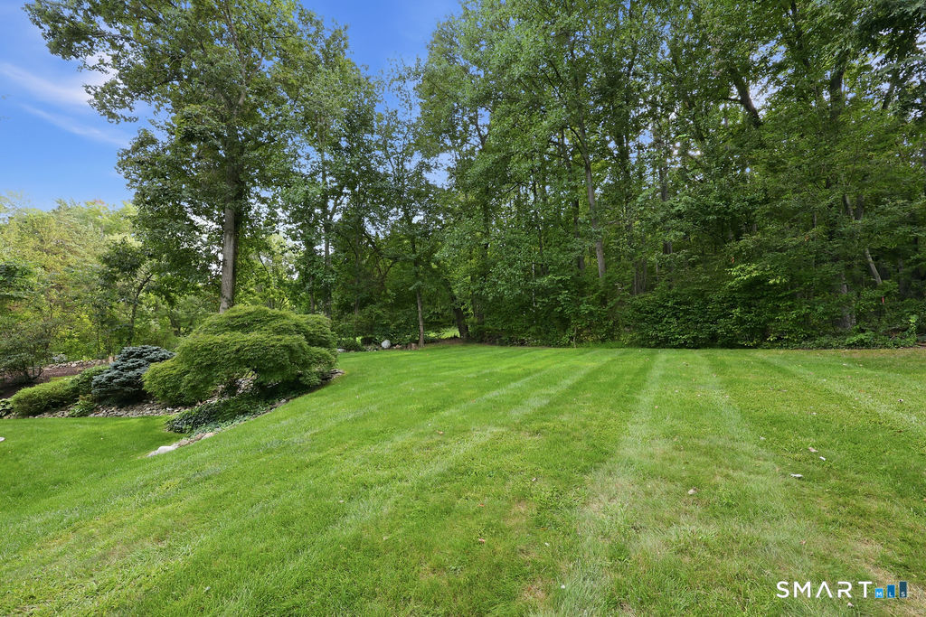19 Roaring Brook Drive Southington CT 06489