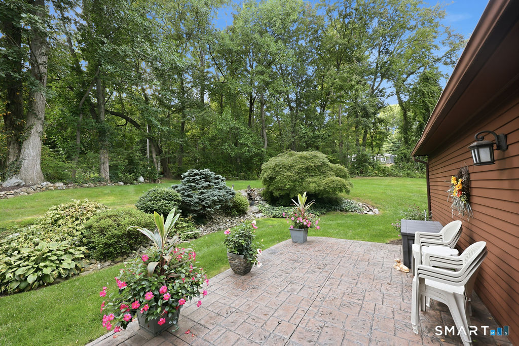 19 Roaring Brook Drive Southington CT 06489