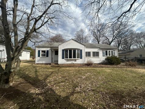 13 Jubrey Lane Windsor Locks CT 06096