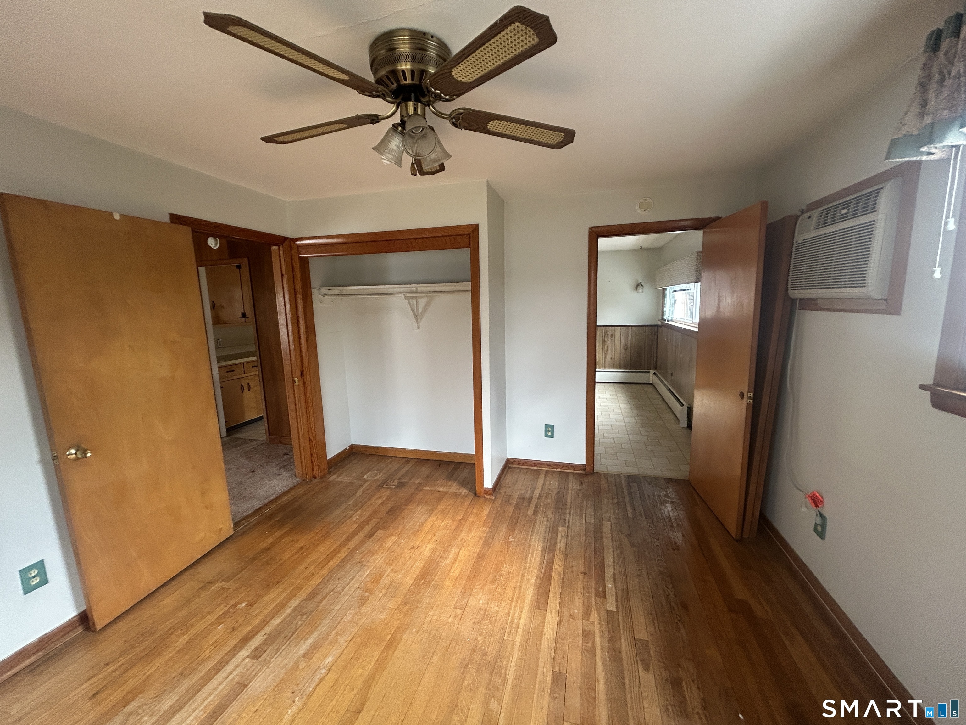 13 Jubrey Lane Windsor Locks CT 06096