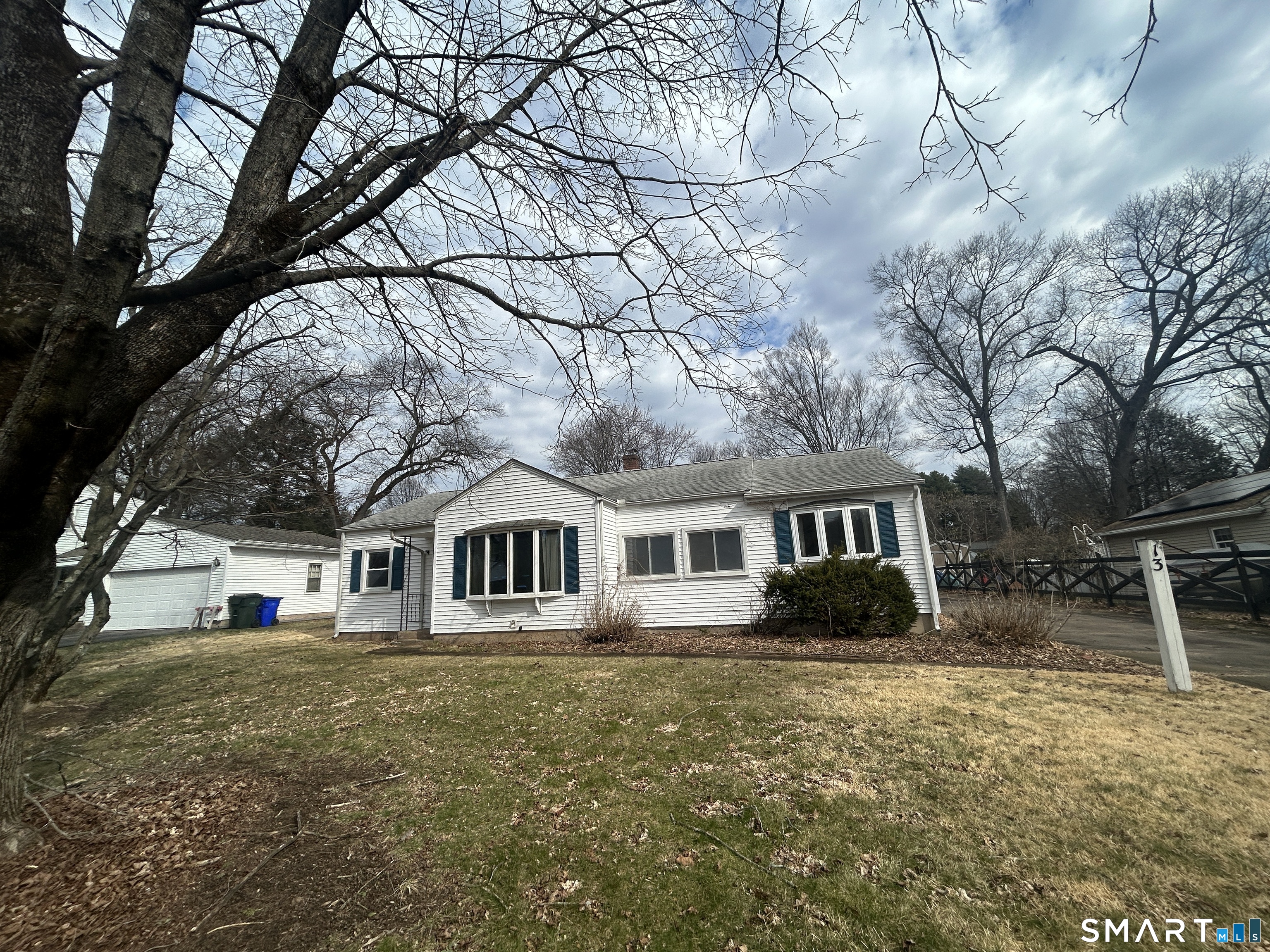13 Jubrey Lane Windsor Locks CT 06096
