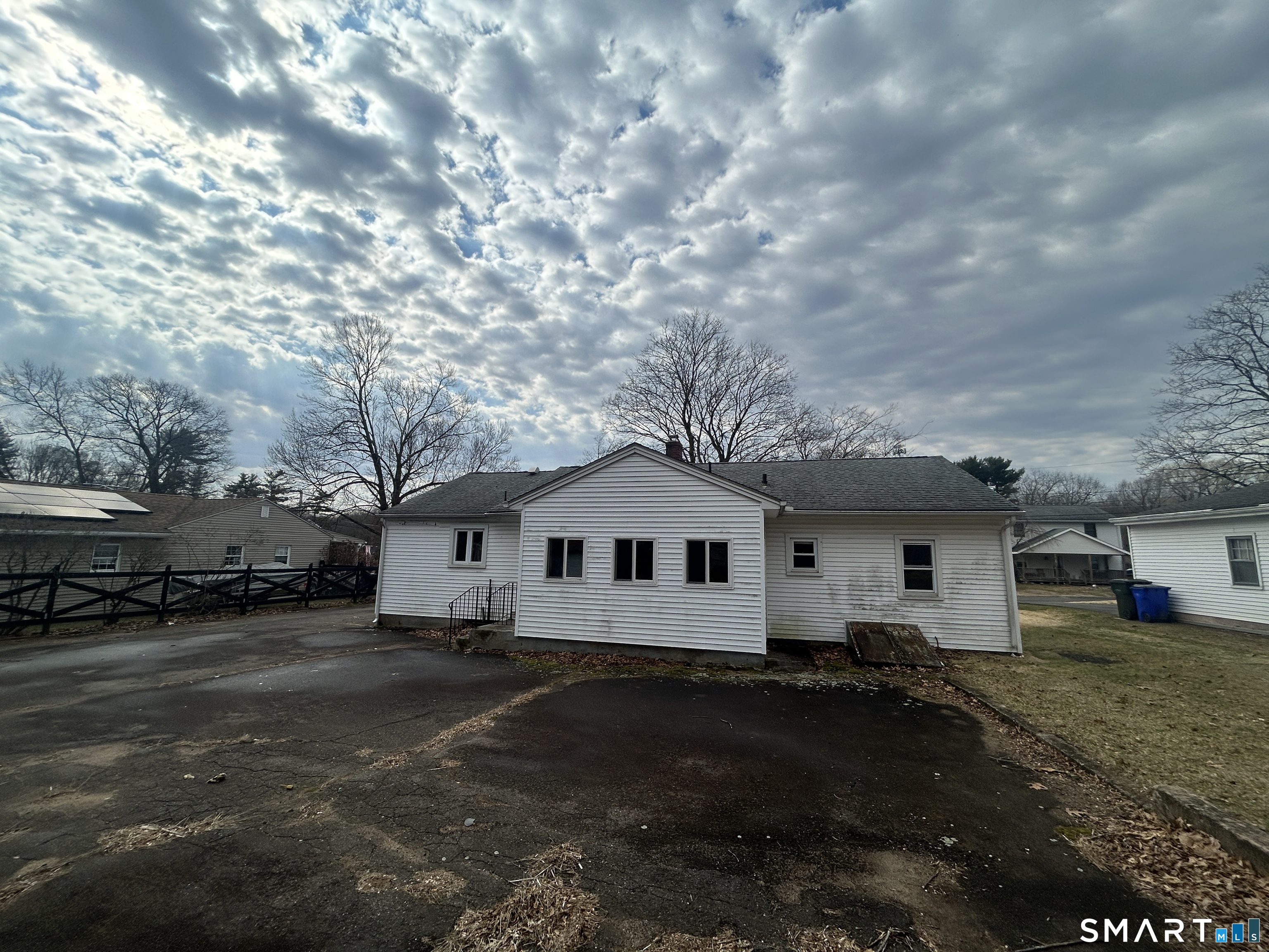 13 Jubrey Lane Windsor Locks CT 06096