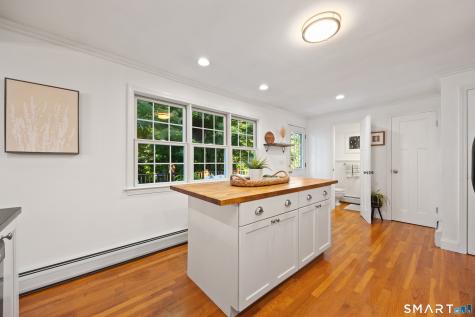 87 Oxbow Road Fairfield CT 06824