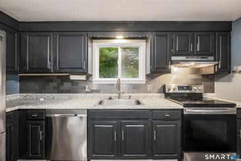 33 King Street Putnam CT 06260