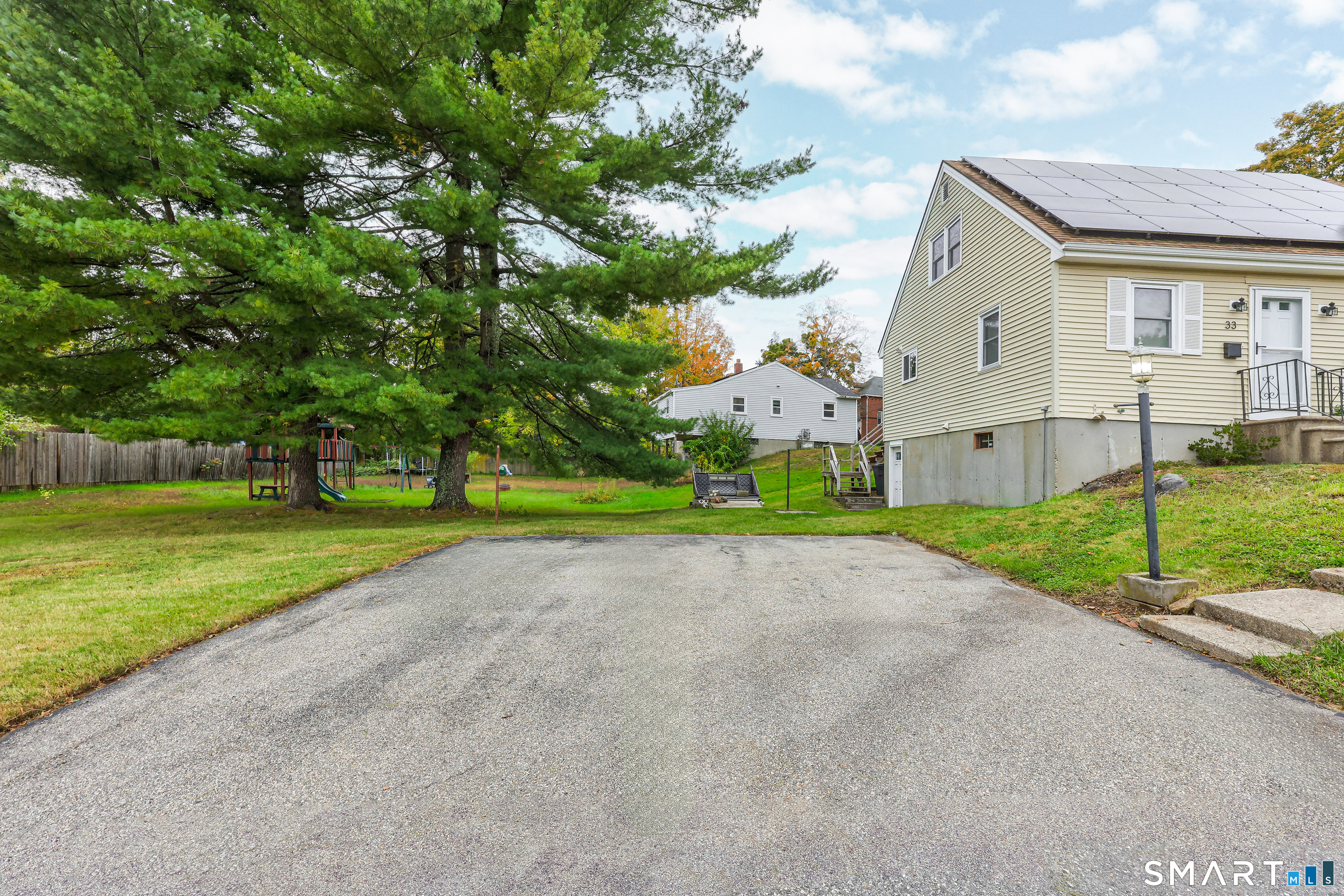 33 King Street Putnam CT 06260