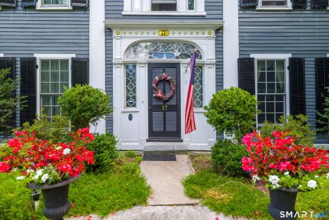 17 Quaddick Road Thompson CT 06277