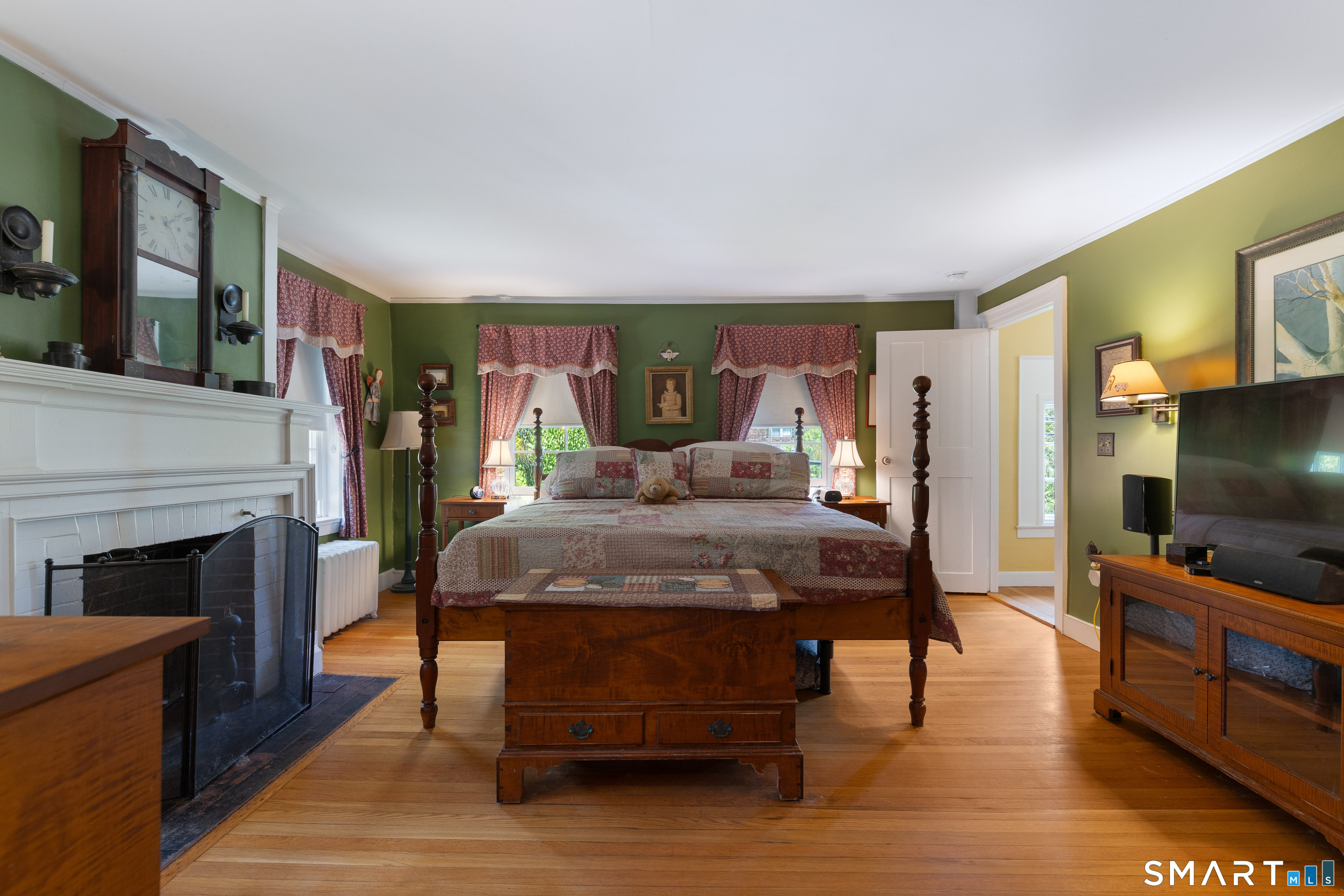17 Quaddick Road Thompson CT 06277