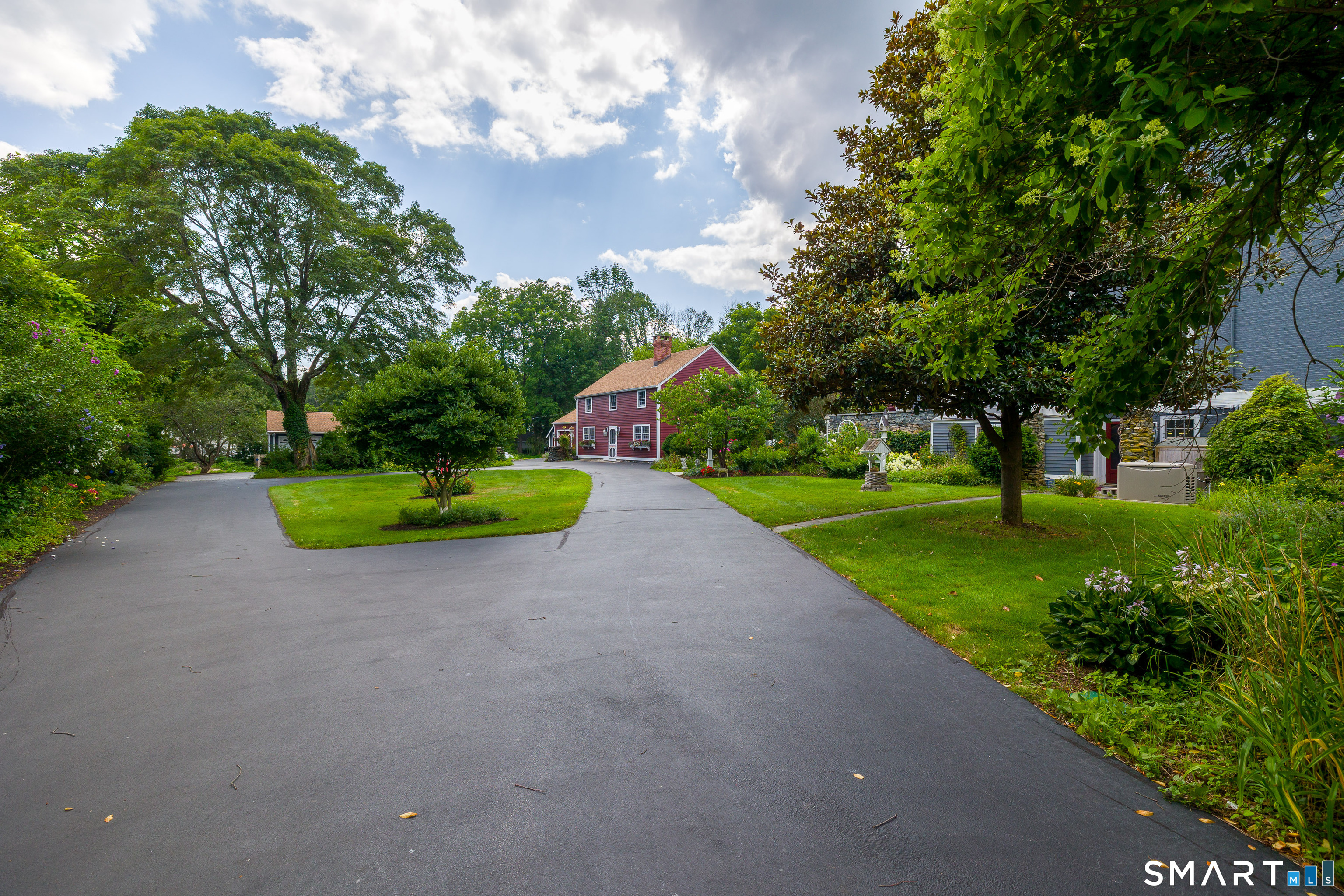 17 Quaddick Road Thompson CT 06277