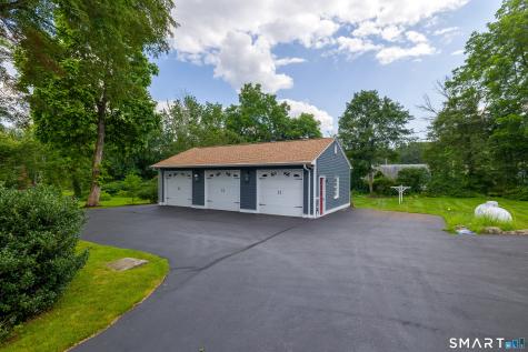 17 Quaddick Road Thompson CT 06277