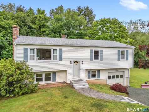 1144 Long Hill Road Guilford CT 06437