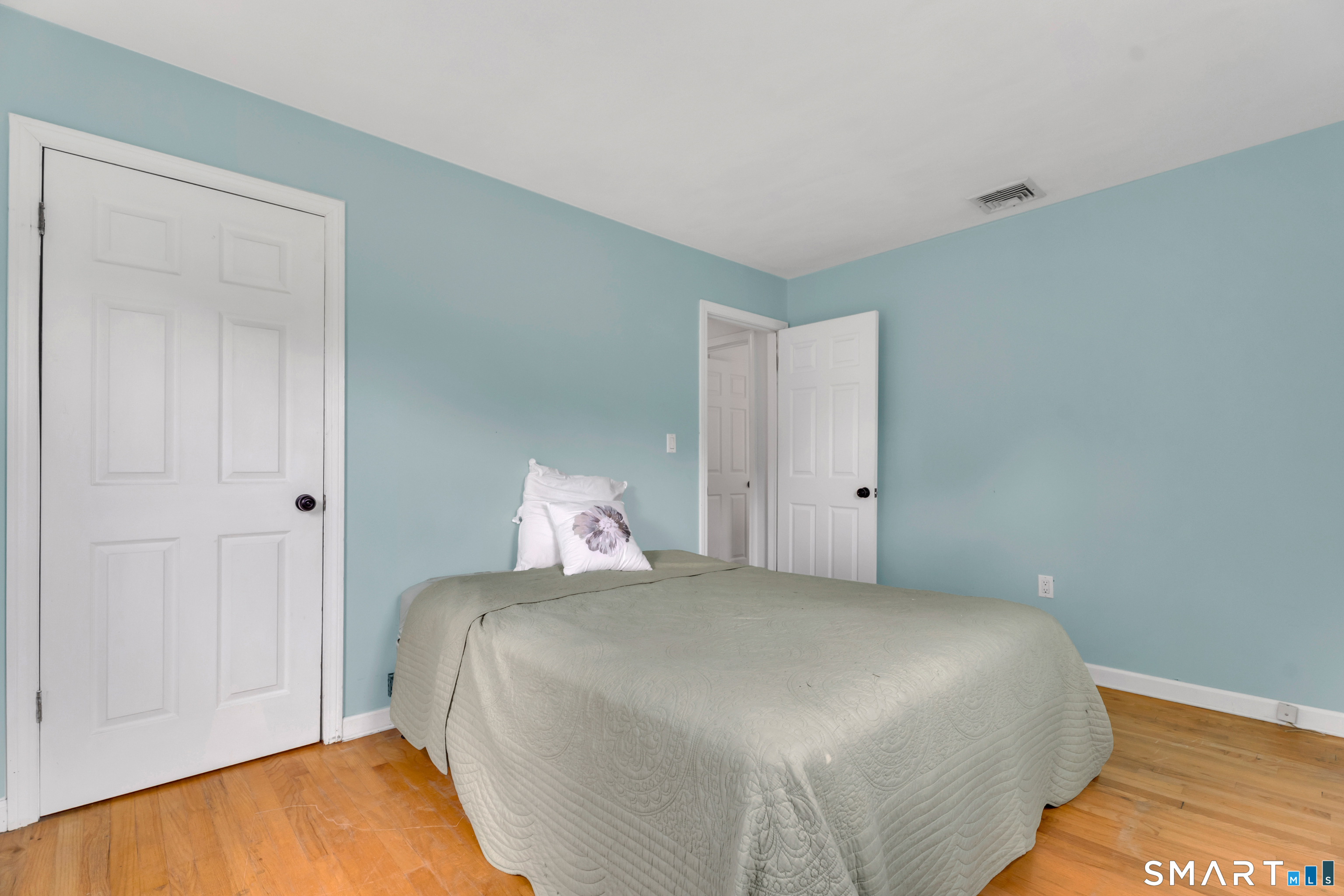 1144 Long Hill Road Guilford CT 06437