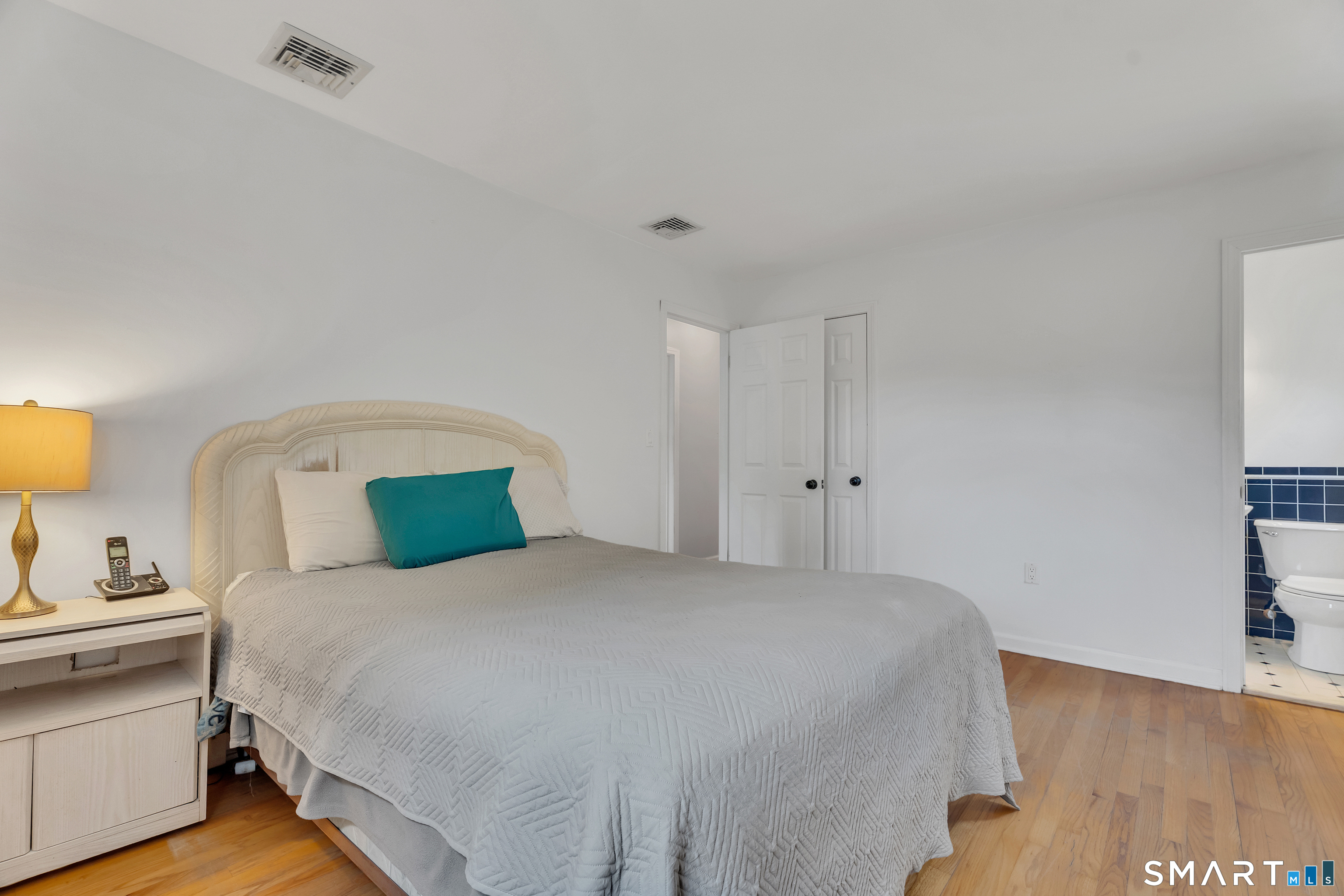 1144 Long Hill Road Guilford CT 06437