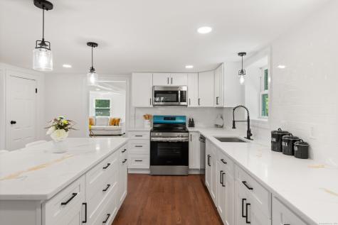 689 South Meriden Road Cheshire CT 06410