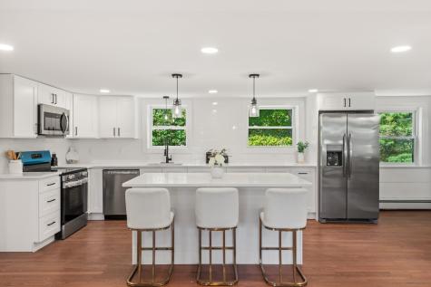 689 South Meriden Road Cheshire CT 06410