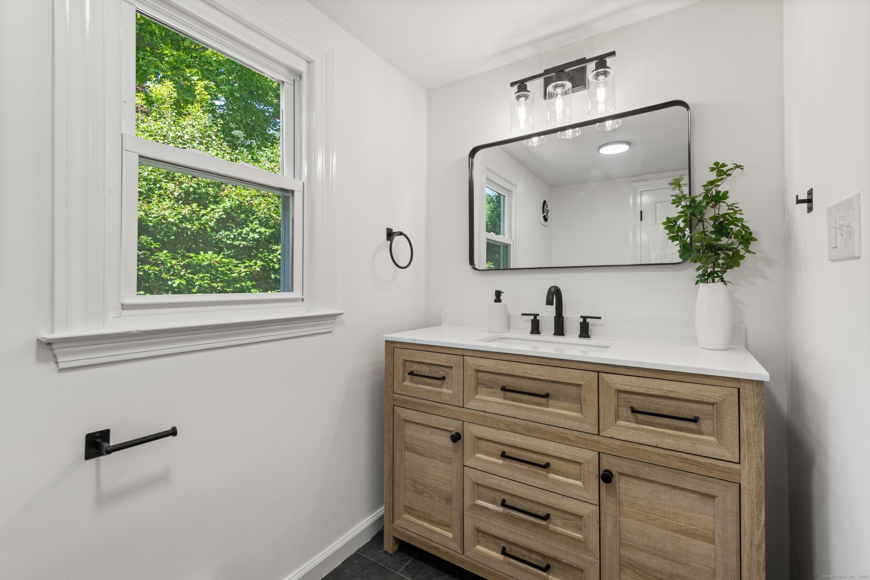 689 South Meriden Road Cheshire CT 06410