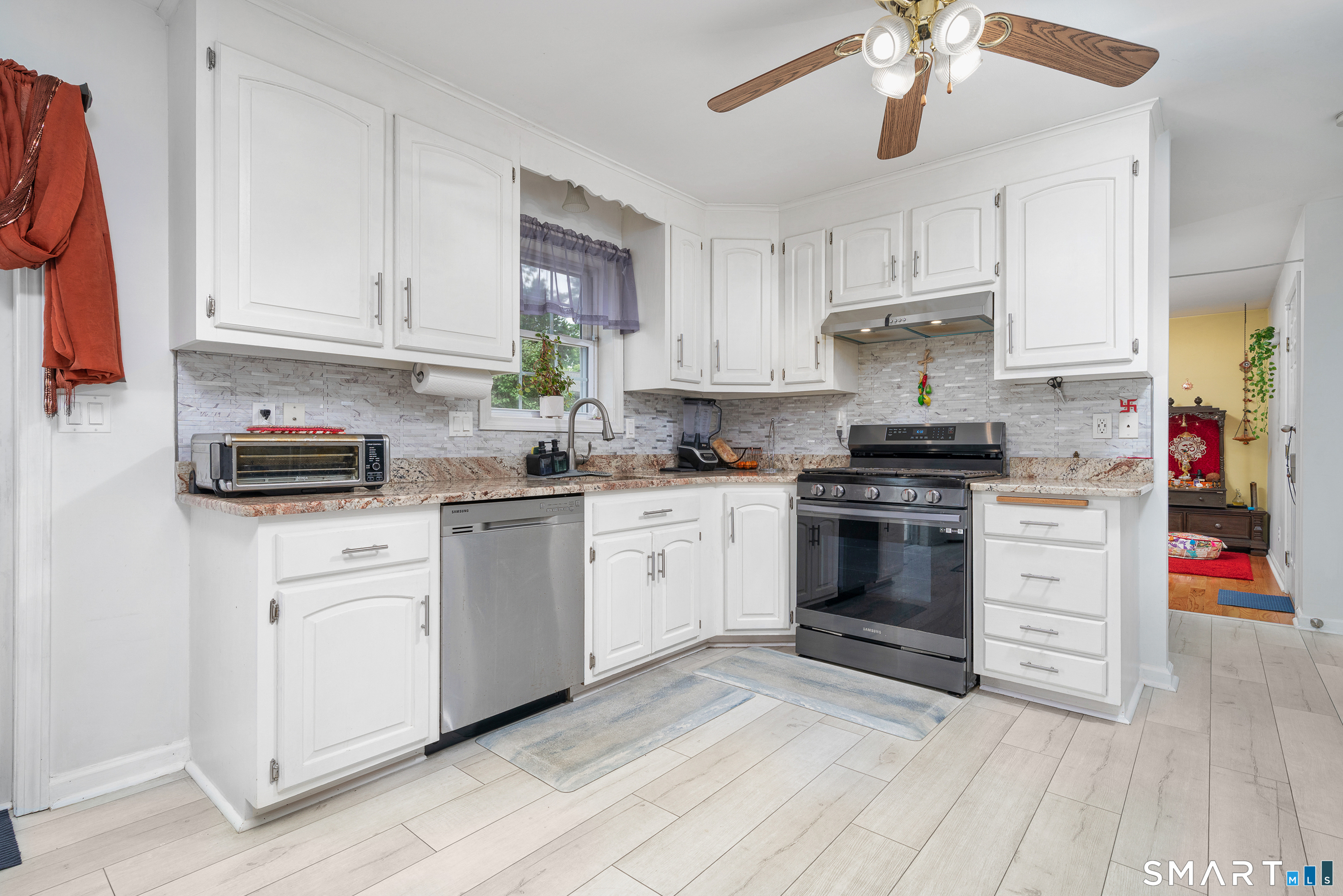 14 Lincoln Street Farmington CT 06085