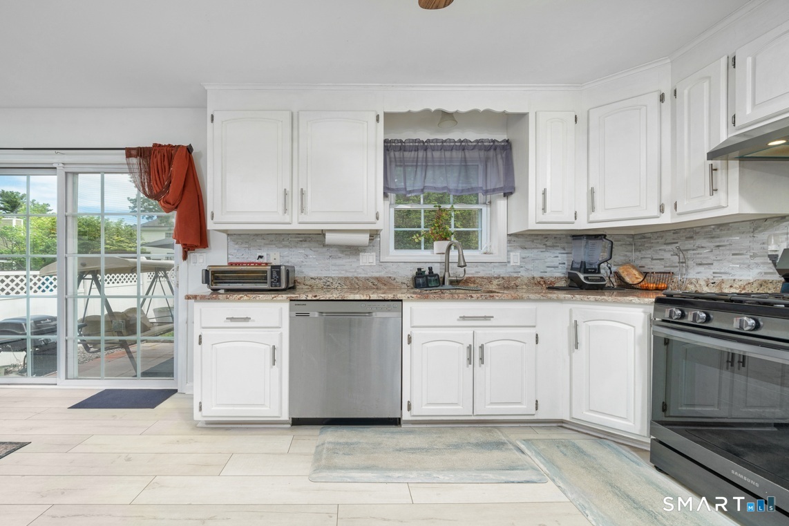 14 Lincoln Street Farmington CT 06085