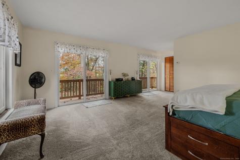 15 Goulart Drive Bozrah CT 06334