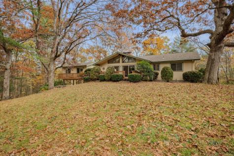 15 Goulart Drive Bozrah CT 06334