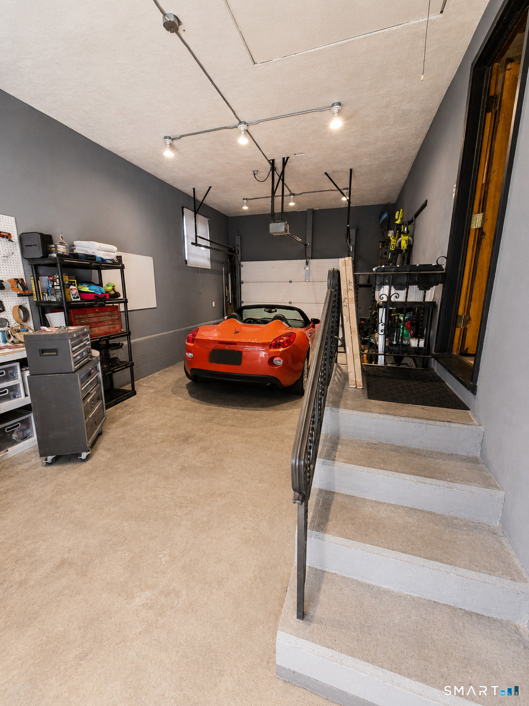 488 Chestnut Hill Avenue Waterbury CT 06704