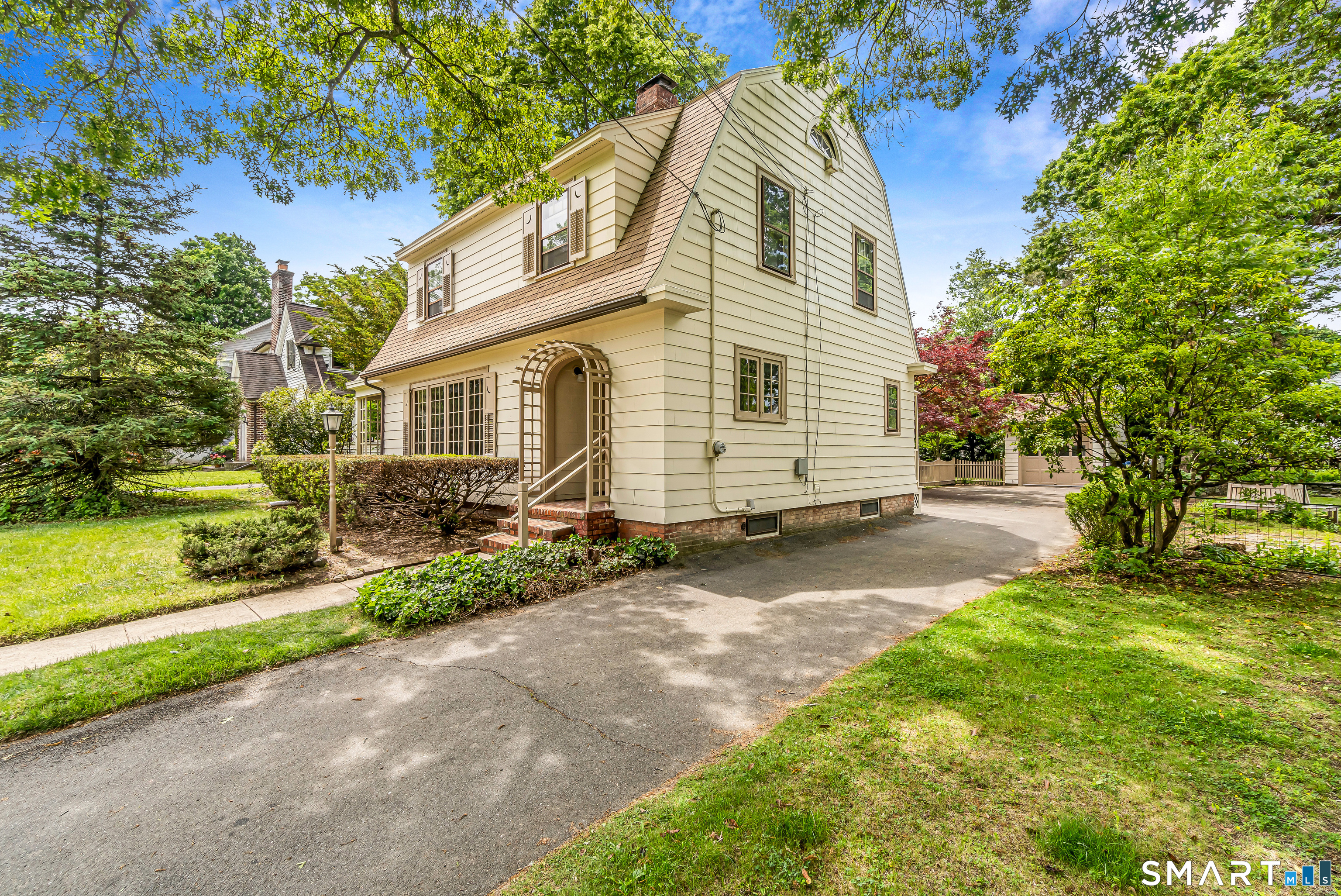 88 Coniston Avenue Waterbury CT 06708