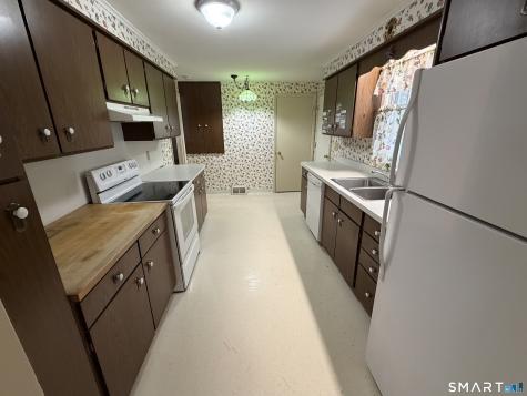 233 Conrad Street Naugatuck CT 06770