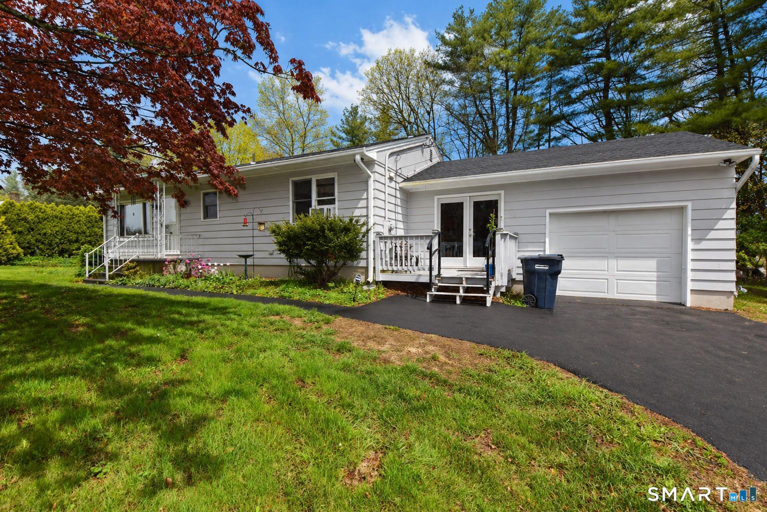 288 Woodstock Avenue Putnam CT 06260