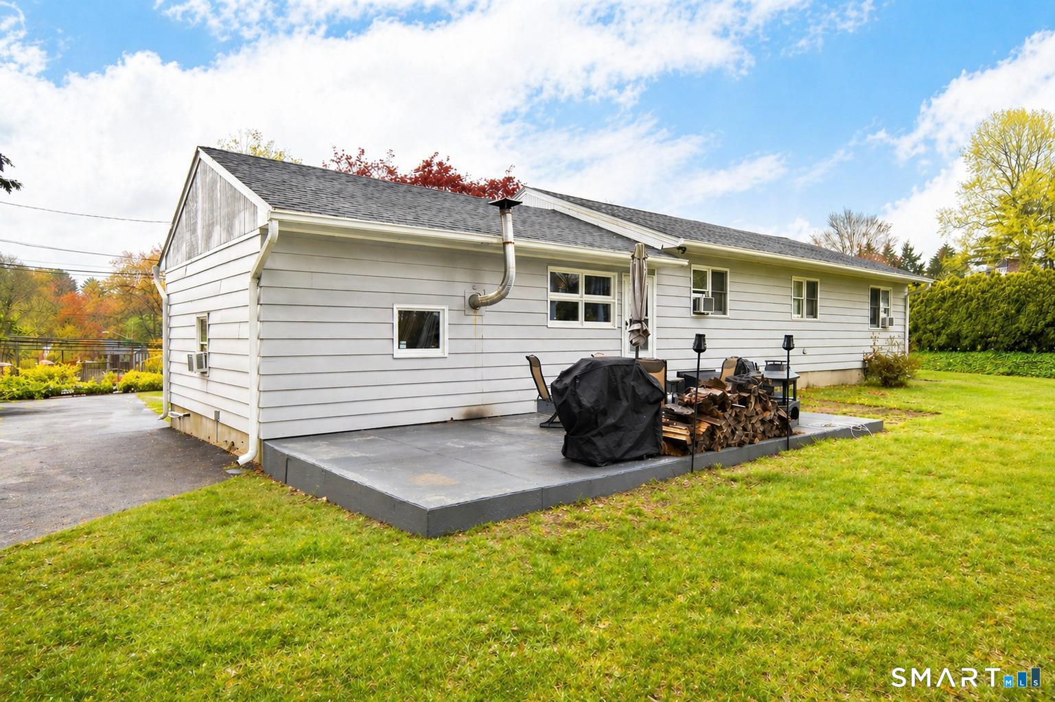288 Woodstock Avenue Putnam CT 06260