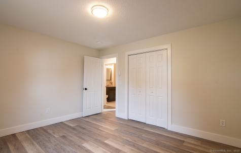 37 Walnut Street Putnam CT 06260