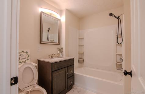 37 Walnut Street Putnam CT 06260