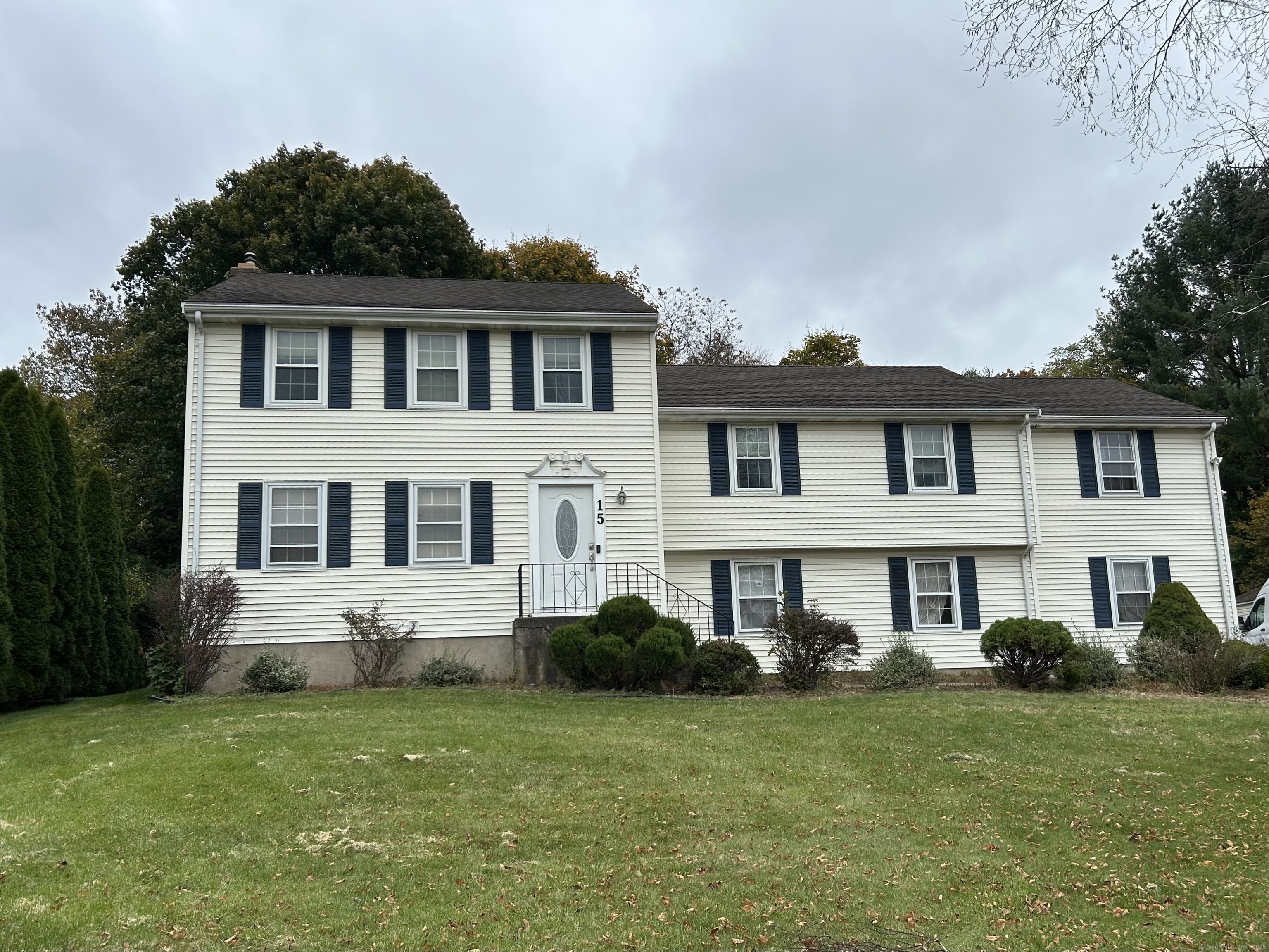 15 Oxford Lane Cromwell CT 06416