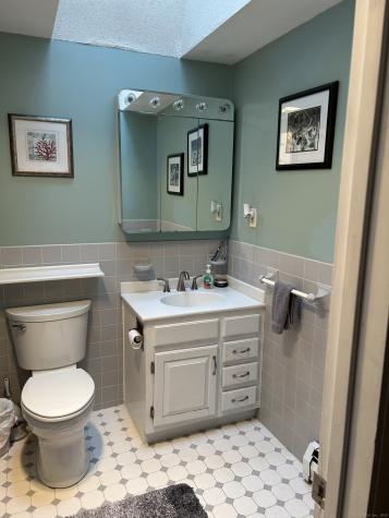 15 Oxford Lane Cromwell CT 06416