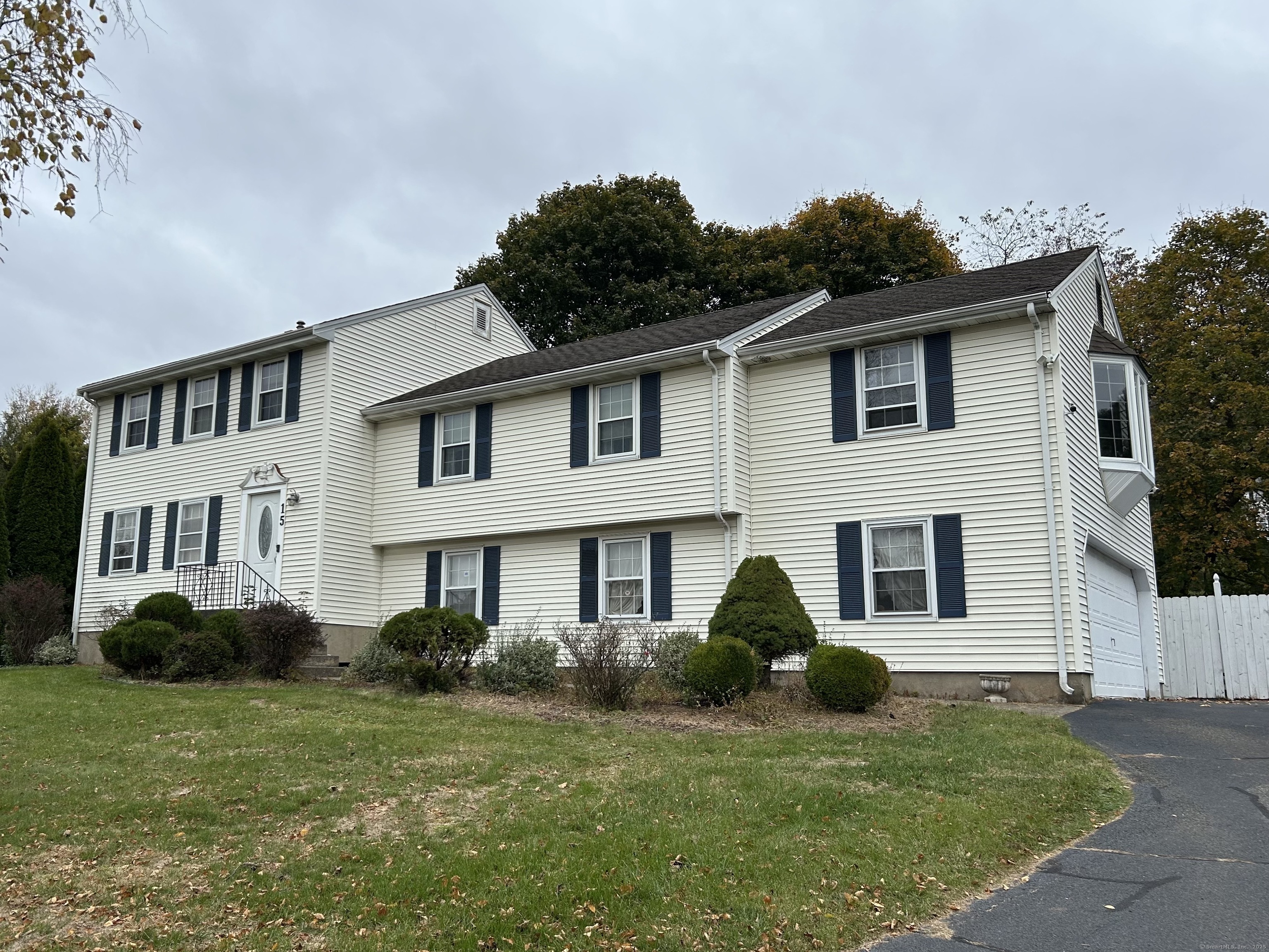 15 Oxford Lane Cromwell CT 06416