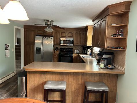 15 Oxford Lane Cromwell CT 06416