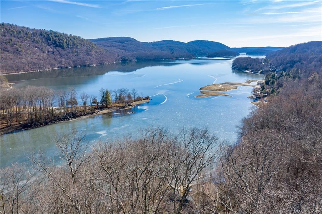 8 Locust Lane Sherman CT 06784