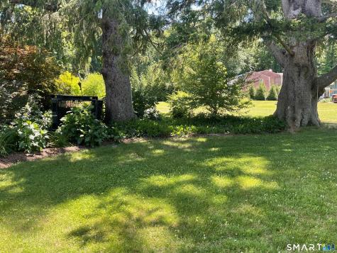 135 Spoonville Road East Granby CT 06026
