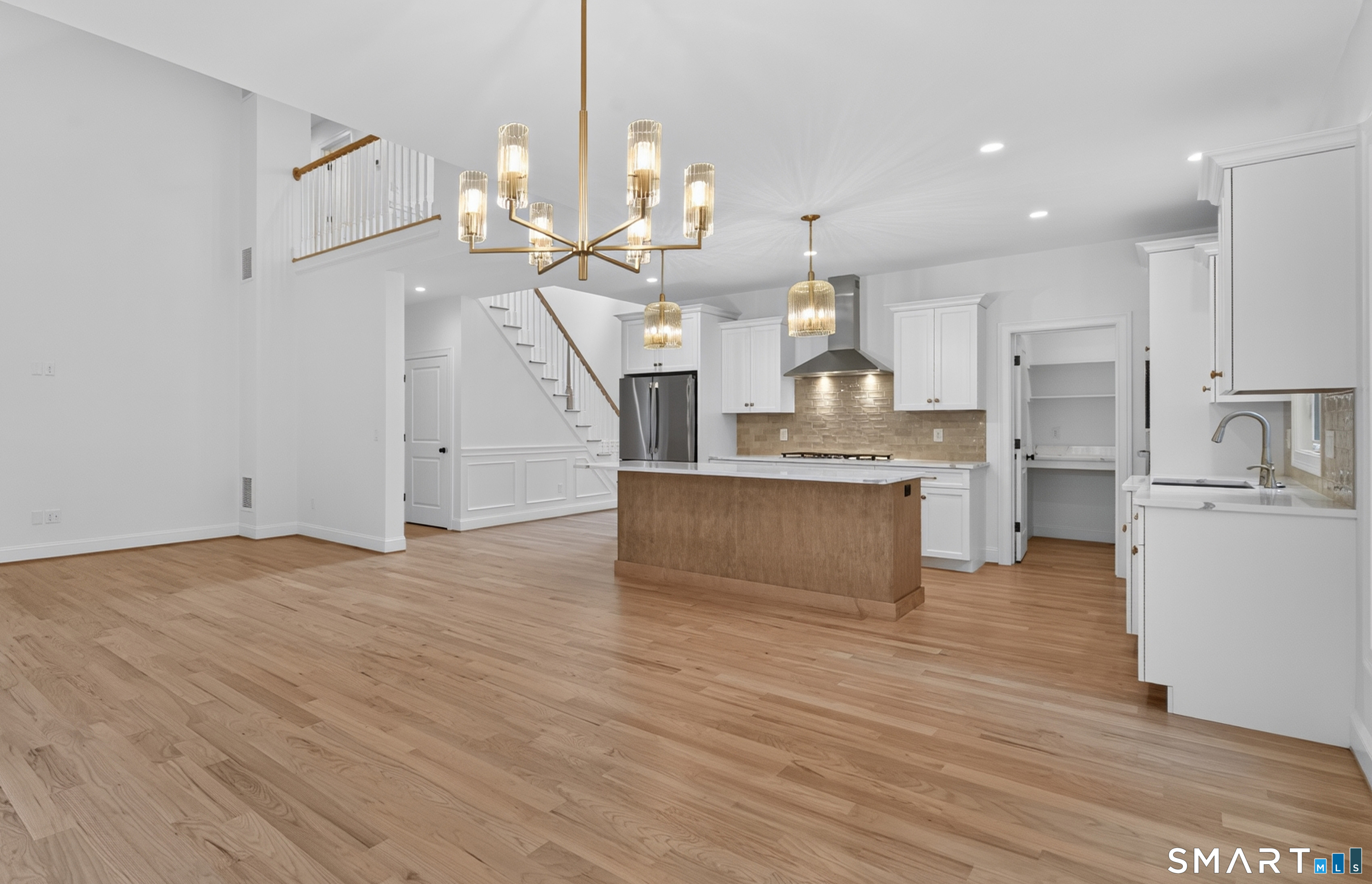 10 Maple Avenue Bristol CT 06010
