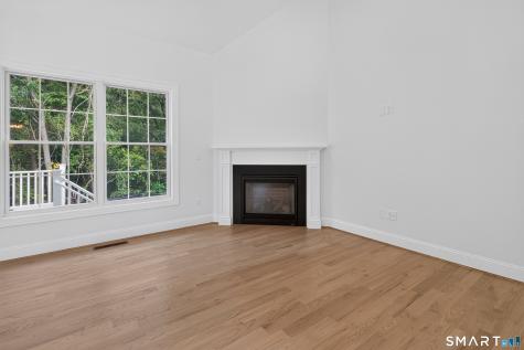 10 Maple Avenue Bristol CT 06010