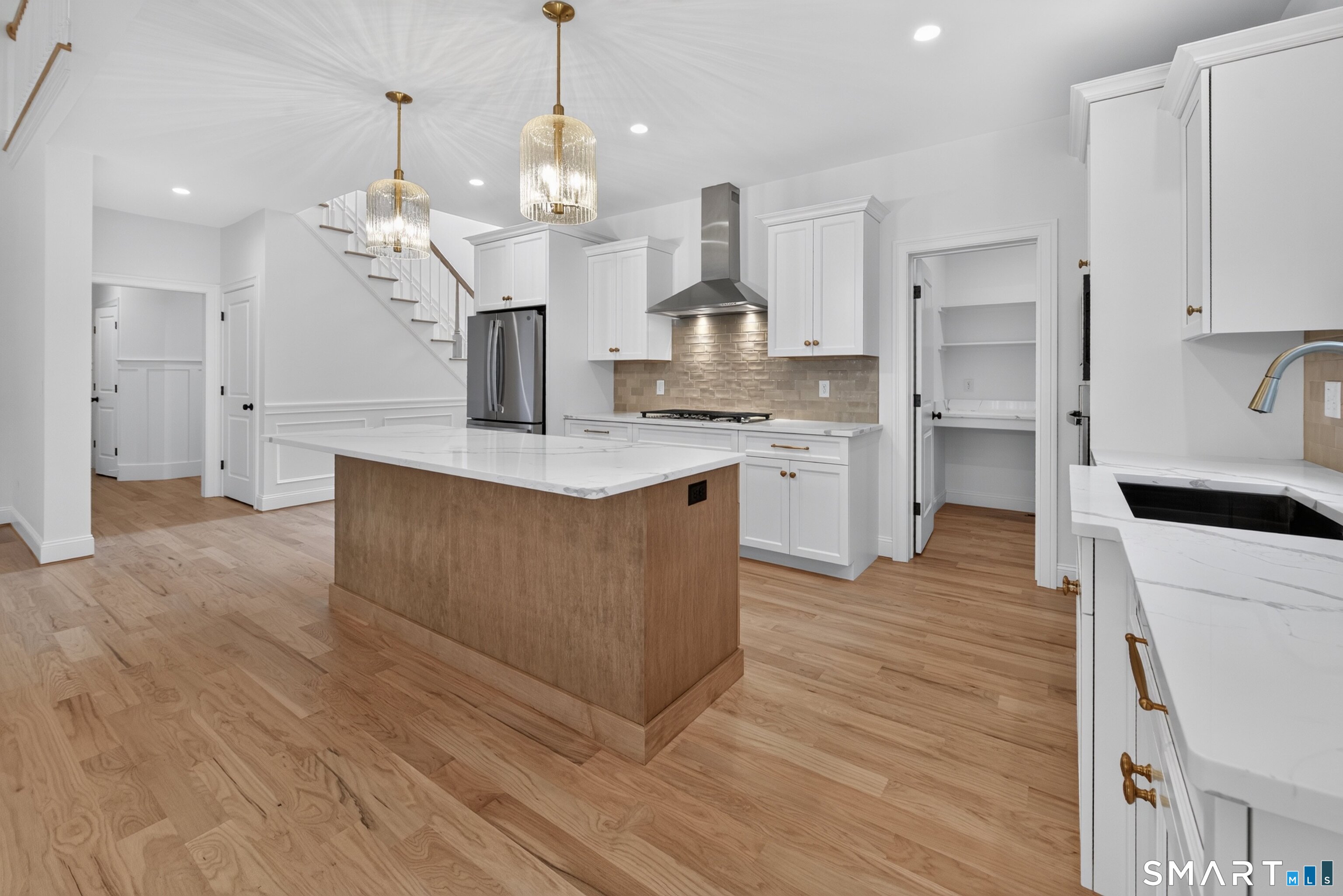 10 Maple Avenue Bristol CT 06010