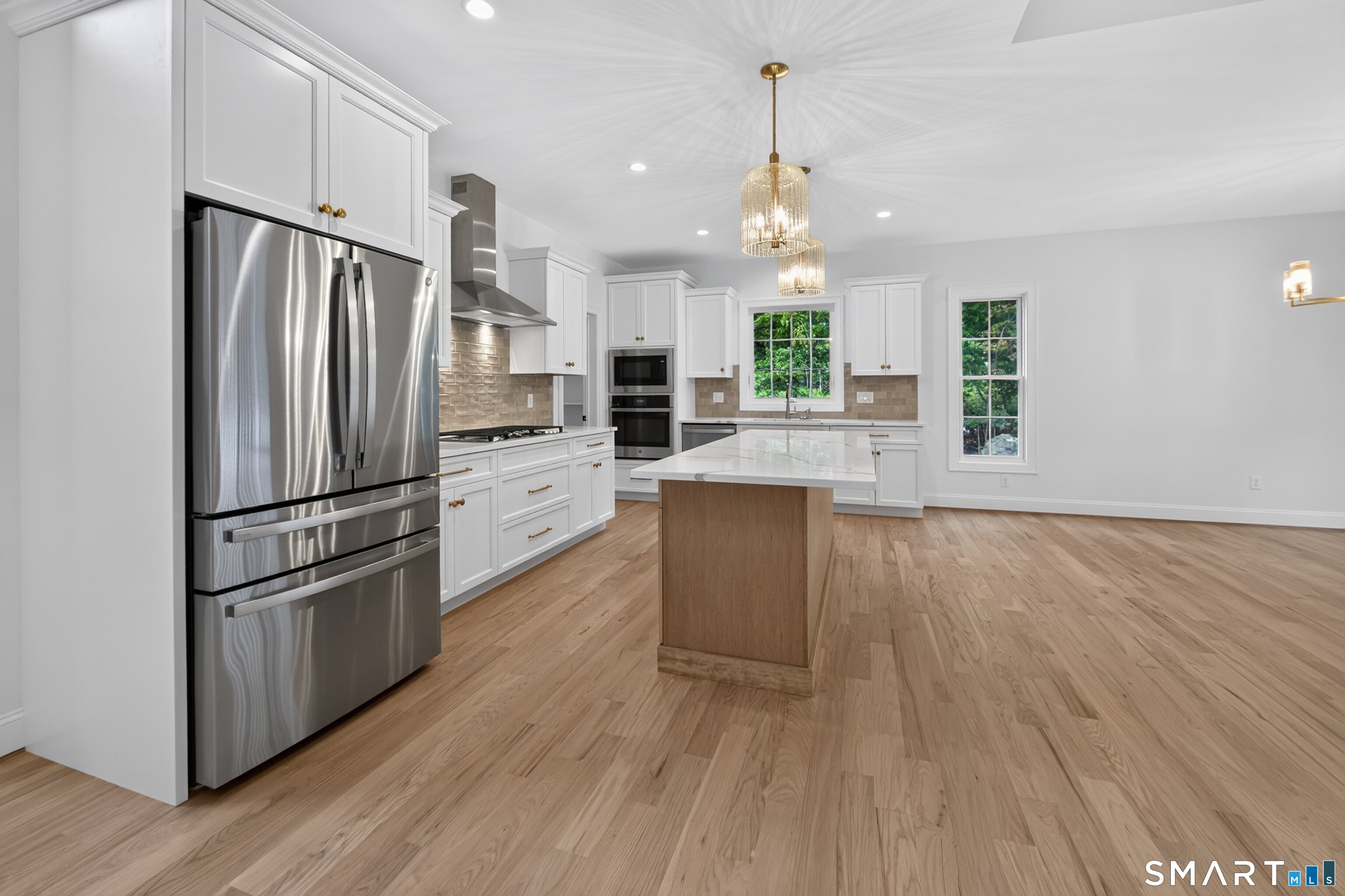 10 Maple Avenue Bristol CT 06010