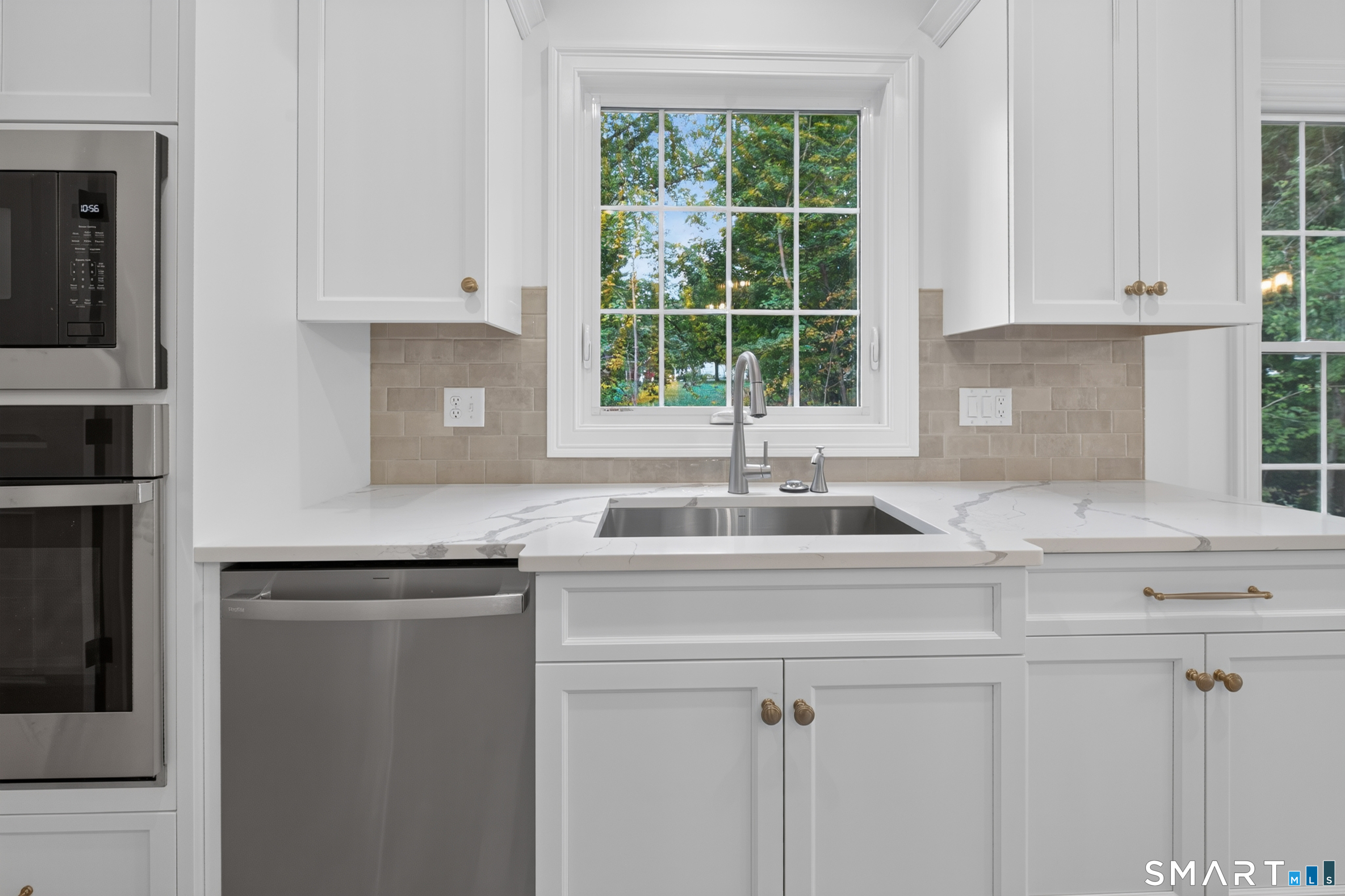 10 Maple Avenue Bristol CT 06010