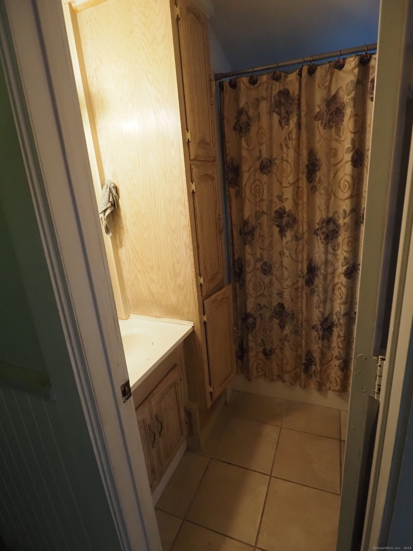 45 Macht Road Columbia CT 06237