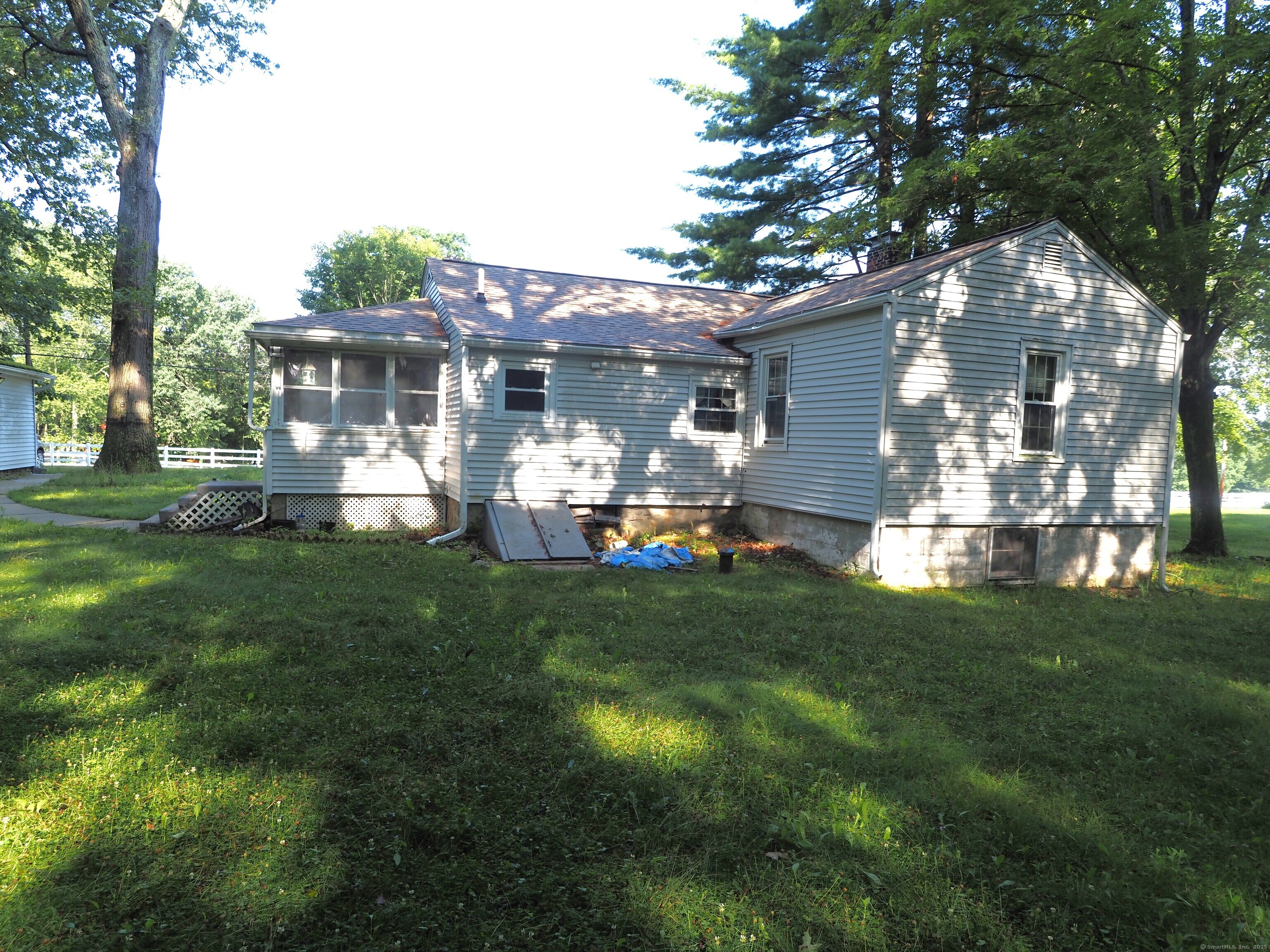 45 Macht Road Columbia CT 06237