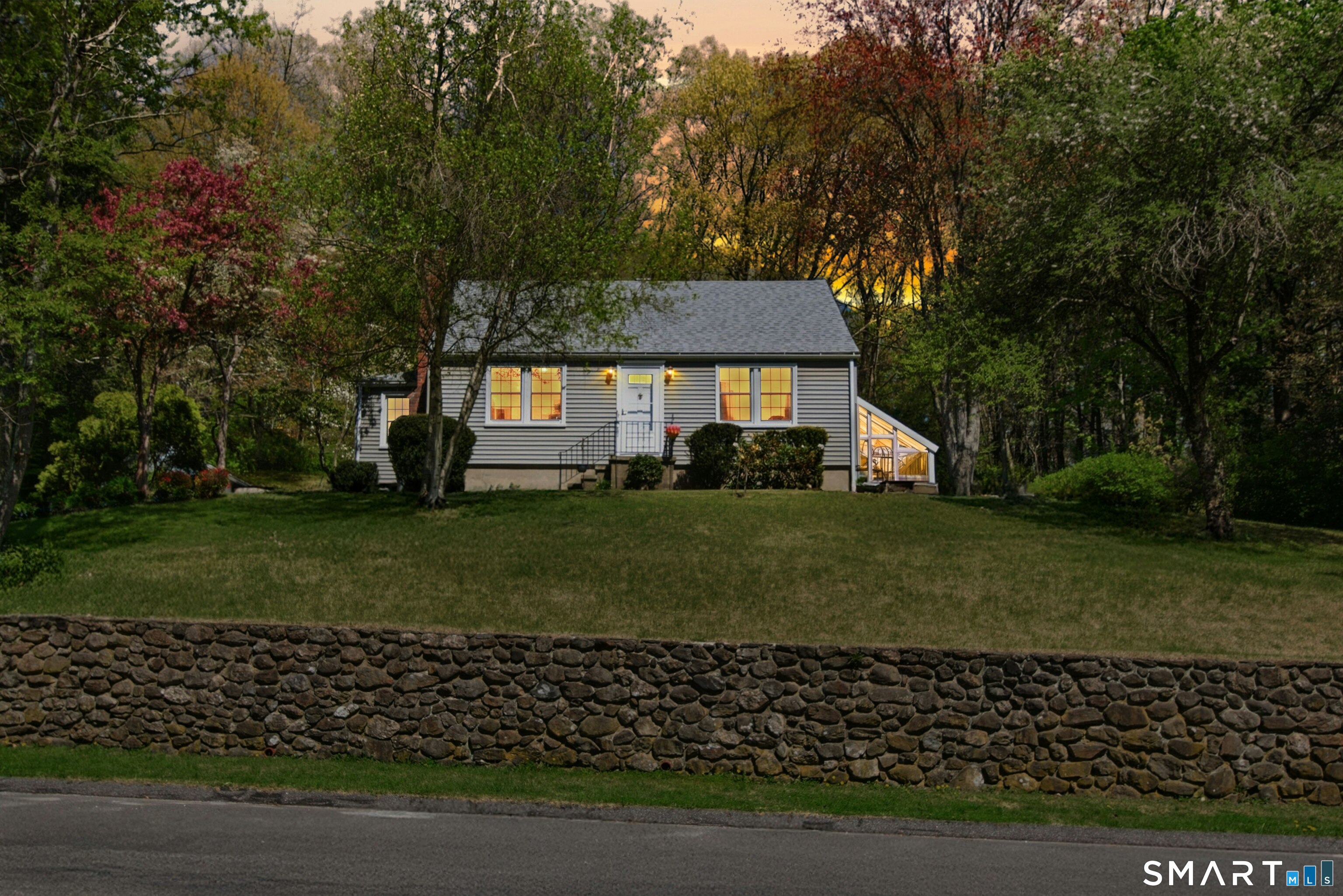 41 Emma Street Seymour CT 06483