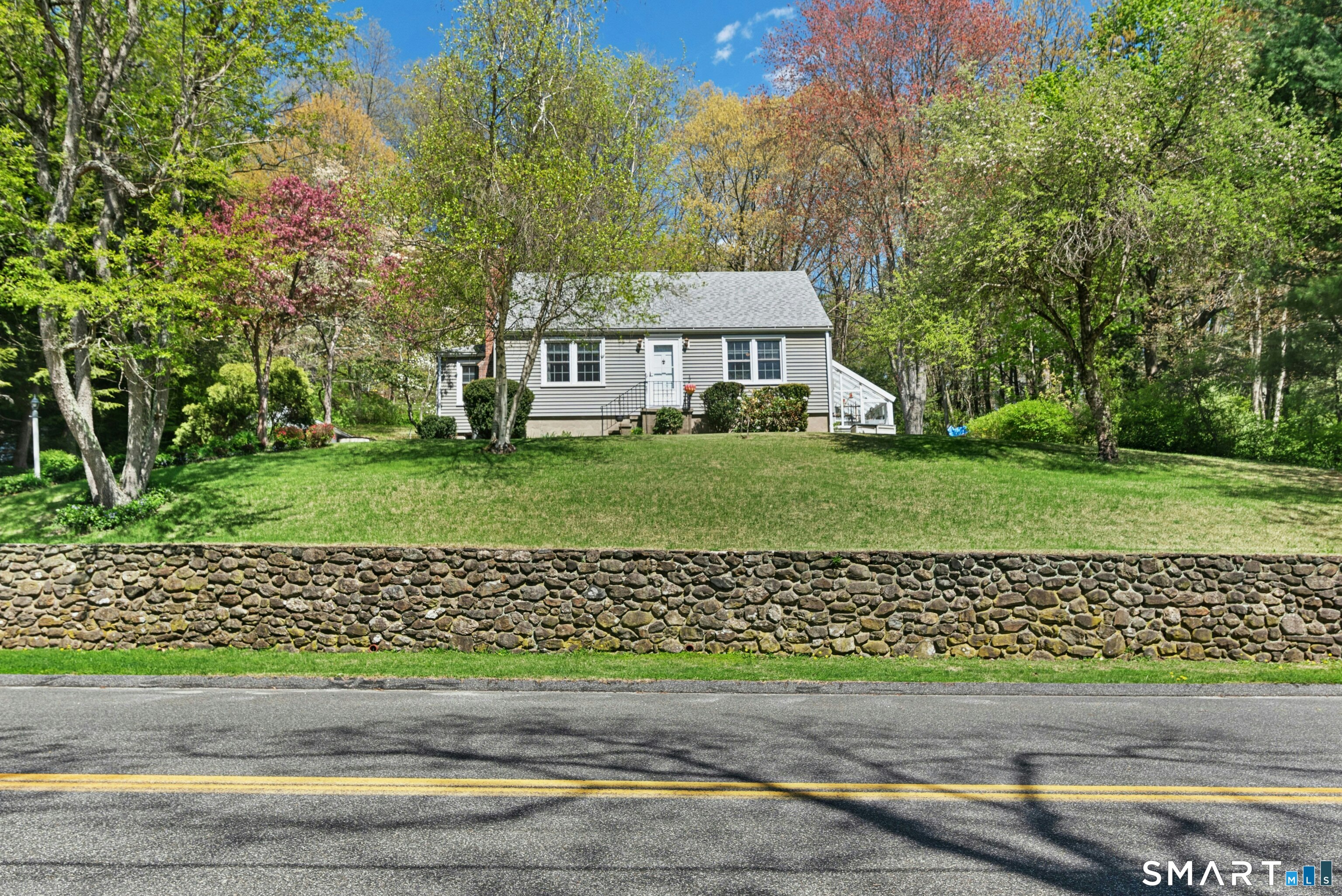 41 Emma Street Seymour CT 06483