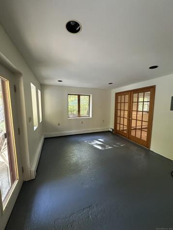 80 Woodlawn Road Monroe CT 06468