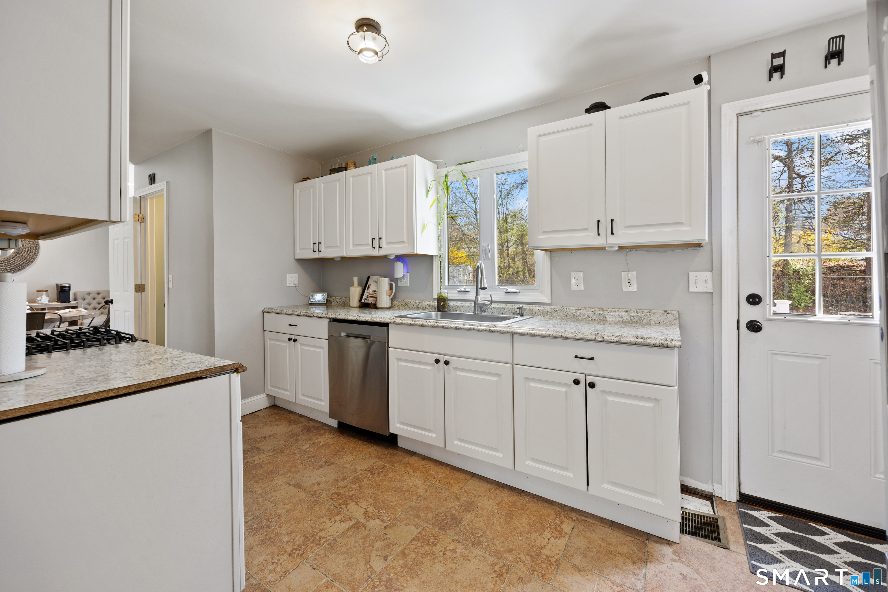 101 Sunset Drive Derby CT 06418